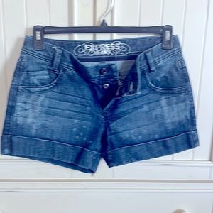 Express denim shorts size 8 great condition.